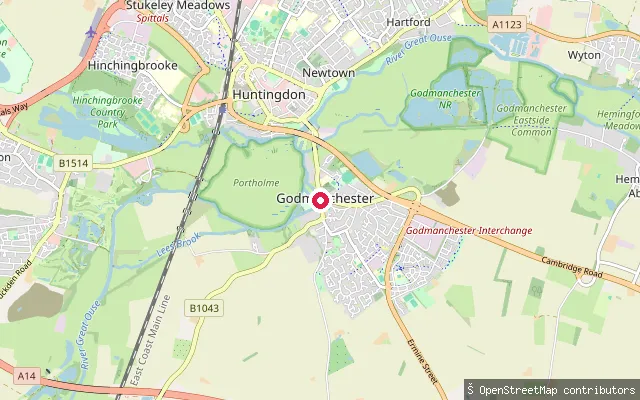 Godmanchester Lock canoe put-in